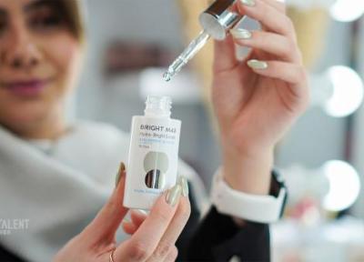 آنالیز ژل سرم آبرسان برایت مکس؛ ترکیبی از هیالورونیک اسید با آبرسانی عمیق آنالیز ژل سرم آبرسان برایت مکس؛ ترکیبی از هیالورونیک اسید با آبرسانی عمیق